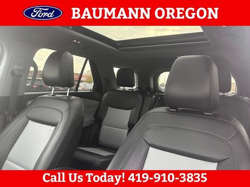 Used 2023 Ford Explorer XLT w/ Equipment Group 202A AWD/4WD image 21