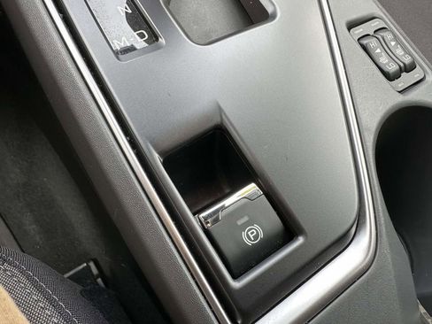 Certified 2025 Subaru Crosstrek 2.0i Premium image 20