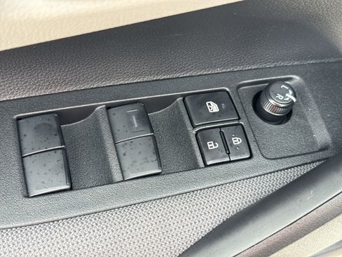 Used 2026 Toyota Corolla LE FWD image 15