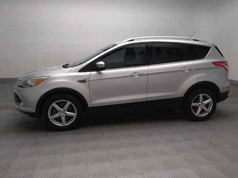Used 2016 Ford Escape Titanium w/ Equipment Group 301A FWD image 2