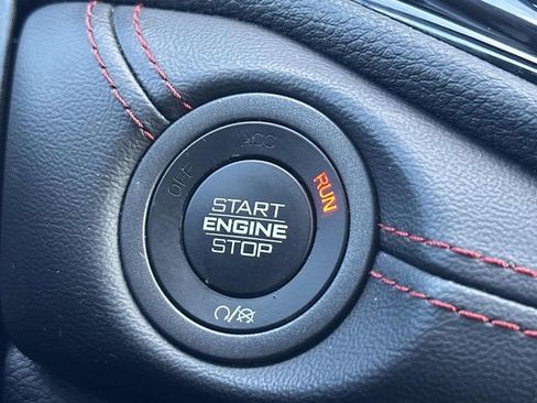 Used 2024 Dodge Durango GT image 31