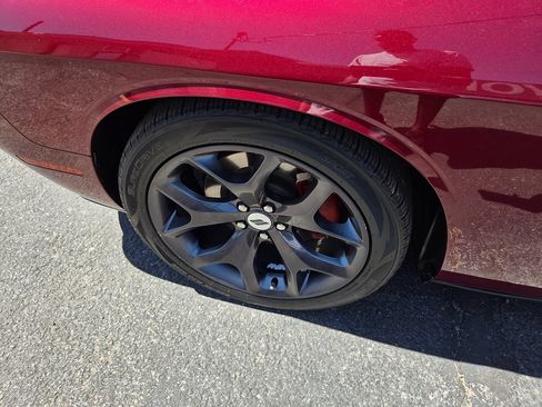 Used 2018 Dodge Challenger SXT Plus RWD image 23