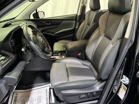 Used 2024 Subaru Ascent Onyx Edition Limited w/ Popular Package Onyx AWD/4WD image 18