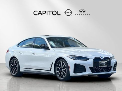 Used 2023 BMW i4 eDrive40 w/ M Sport Package image 7