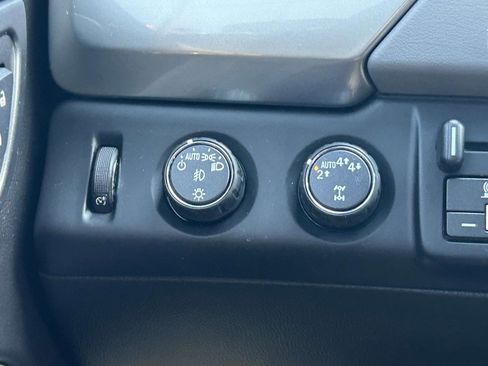 Used 2019 Chevrolet Tahoe LT image 25