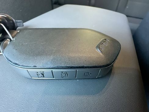 Used 2025 Kia K4 FWD image 28
