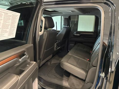 Used 2024 GMC Sierra 2500 Denali w/ Denali Reserve Package AWD/4WD image 18