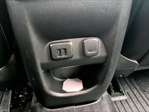 Used 2015 Chevrolet Colorado Z71 image 34