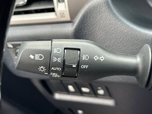 Used 2023 Lexus GX 460 Premium w/ Premium Package image 32