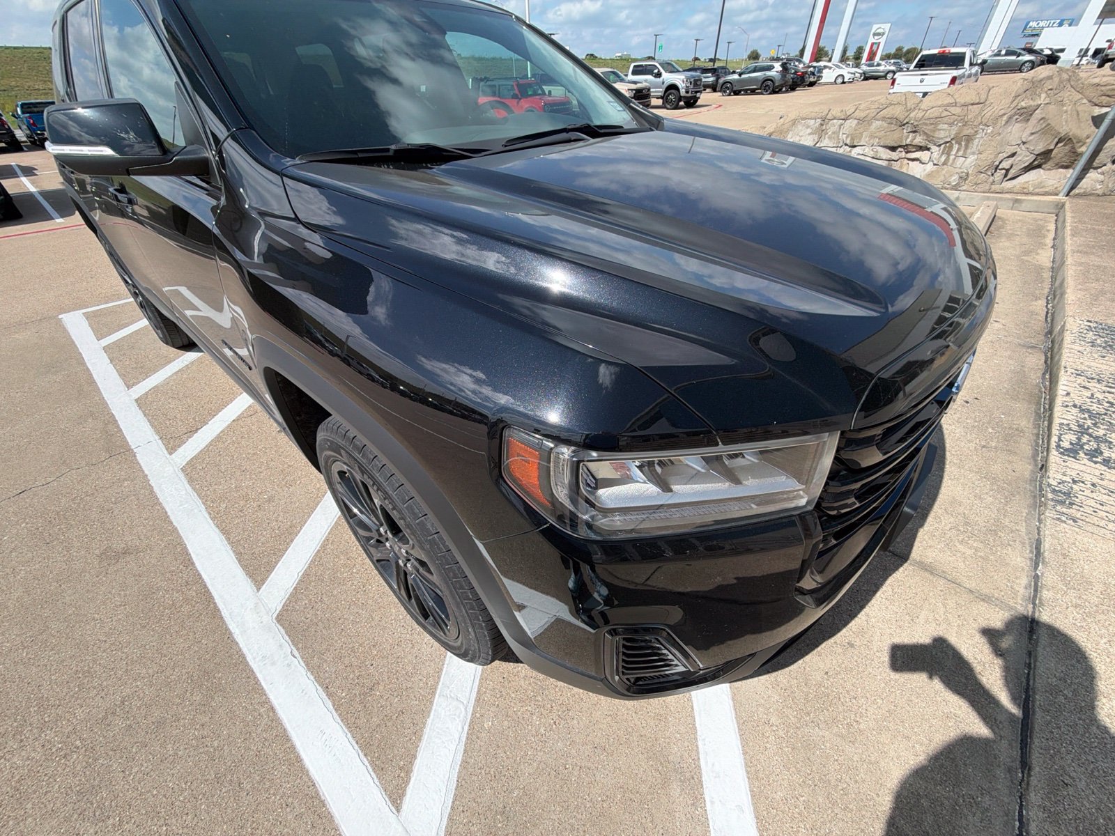 Used 2023 GMC Acadia SLT w/ Elevation Edition FWD image 27