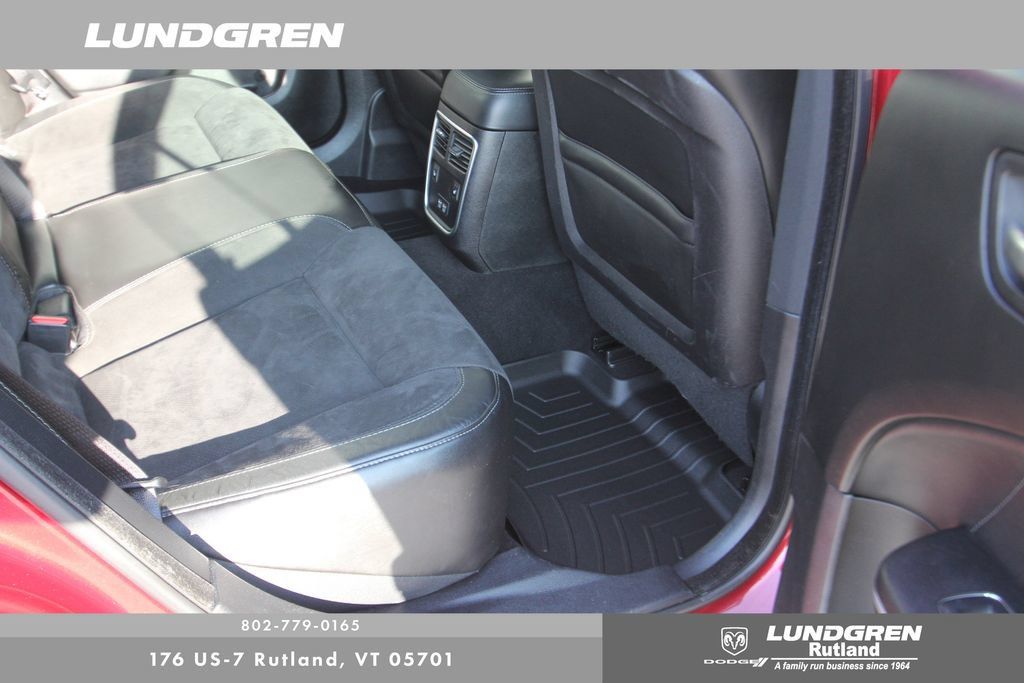 Used 2019 Dodge Charger R/T w/ Plus Group RWD image 24