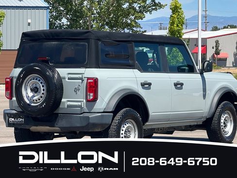 Used 2022 Ford Bronco 4-Door AWD/4WD image 4