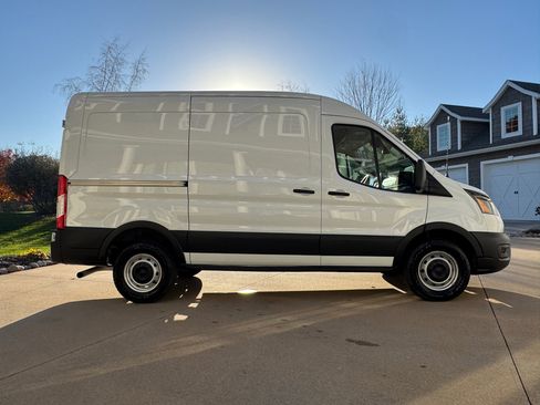Used 2020 Ford Transit 250 Medium Roof w/ Load Area Protection Package image 7