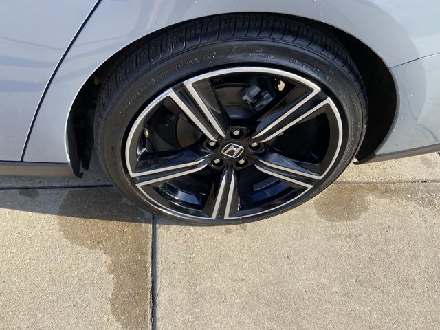 Used 2023 Honda Accord Sport image 30