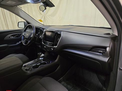 Used 2019 Chevrolet Traverse LT w/ LPO, Floor Liner Package image 36