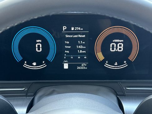 Used 2025 Hyundai Kona SEL FWD image 29
