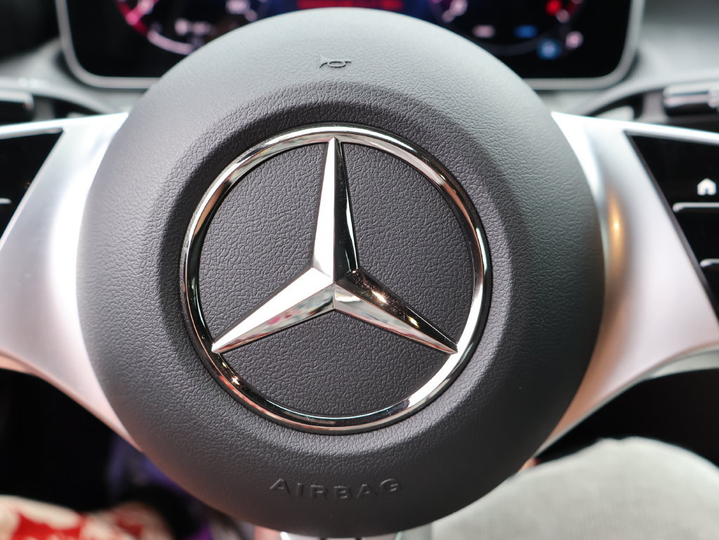Used 2025 Mercedes-Benz C 300 4MATIC Sedan image 30