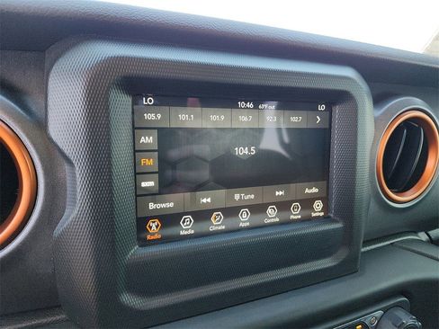 Used 2021 Jeep Gladiator Mojave w/ LED Lighting Group image 18