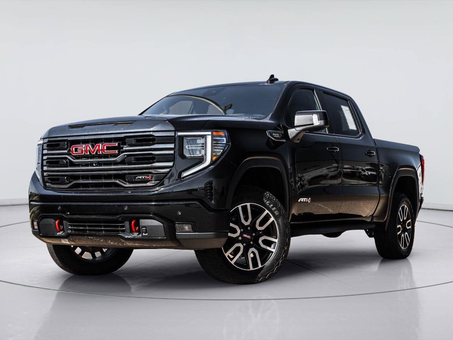 Used 2022 GMC Sierra 1500 AT4 w/ AT4 Premium Package AWD/4WD image 1