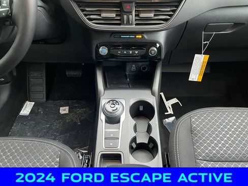 New 2024 Ford Escape Active w/ Tech Pack #2 AWD/4WD image 11