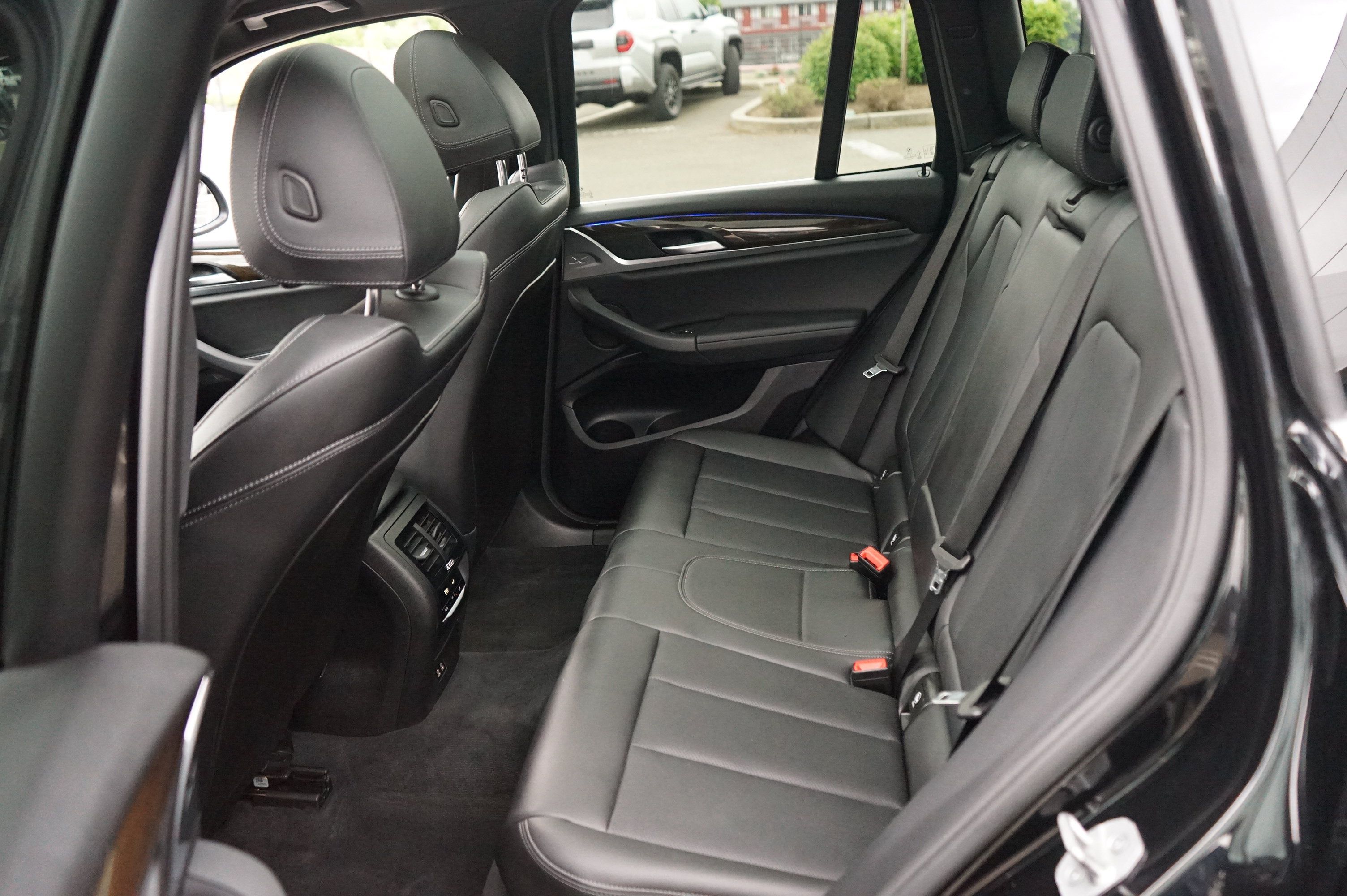 Used 2022 BMW X3 xDrive30i AWD/4WD image 24