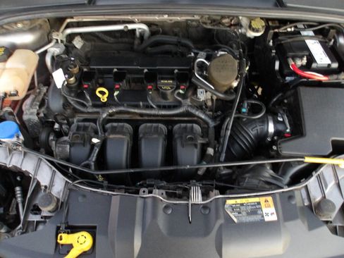 Used 2013 Ford Focus SE image 20