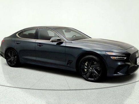 Used 2023 Genesis G70 3.3T w/ Sport Prestige Package RWD image 3