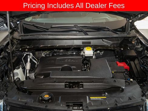 Used 2024 Nissan Pathfinder Platinum AWD/4WD image 23