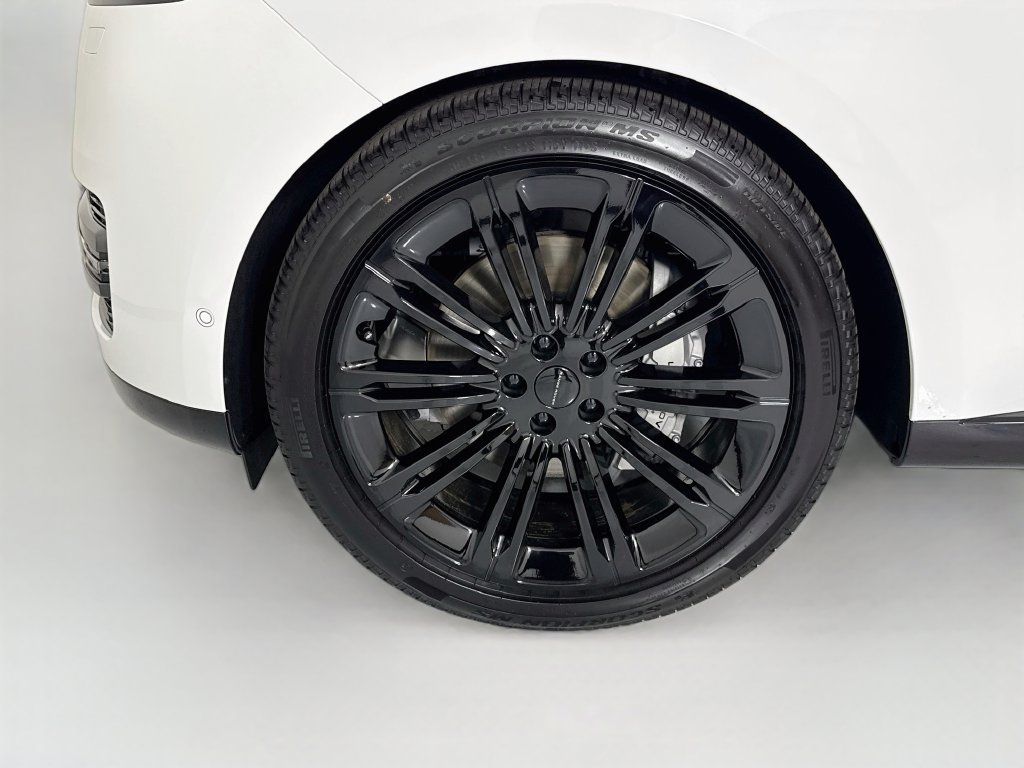 New 2026 Land Rover Range Rover SE AWD/4WD image 31