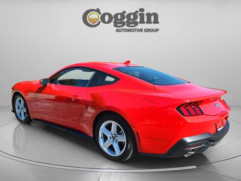 New 2026 Ford Mustang Coupe image 3