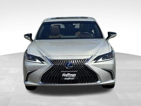 Used 2021 Lexus ES 300h w/ Premium Package FWD image 2
