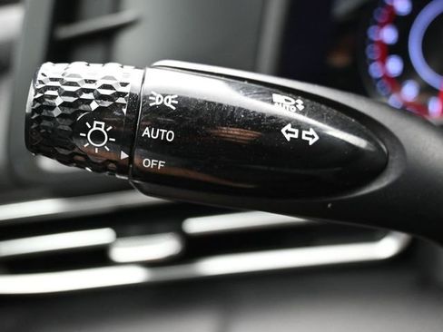 Used 2023 Hyundai Elantra SEL w/ Cargo Package image 20