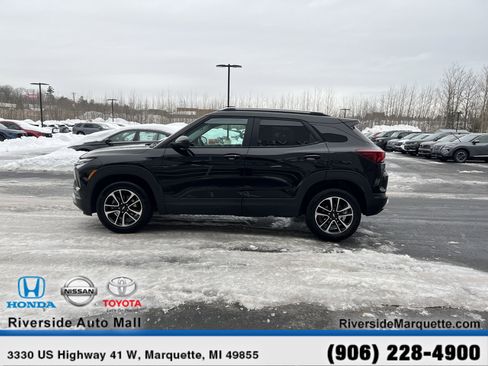 Used 2025 Chevrolet TrailBlazer LT image 4