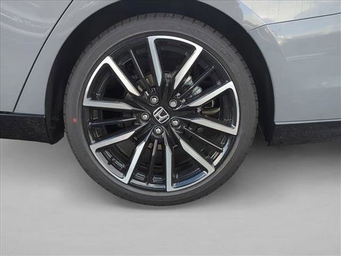 New 2026 Honda Accord Touring image 10