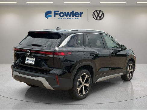 New 2026 Volkswagen Tiguan SE AWD/4WD image 7