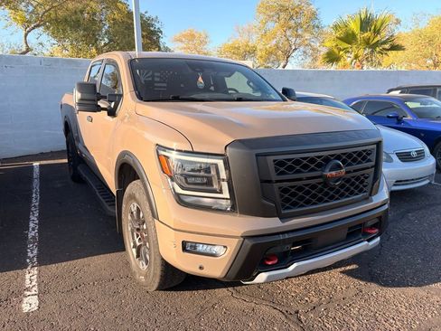Used 2023 Nissan Titan PRO-4X w/ Pro-4x Utility Package AWD/4WD image 4