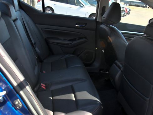 Used 2024 Nissan Altima 2.5 SR FWD image 37