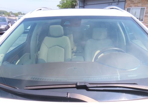 Used 2016 Cadillac SRX Luxury w/ Driver Awareness Package FWD image 34