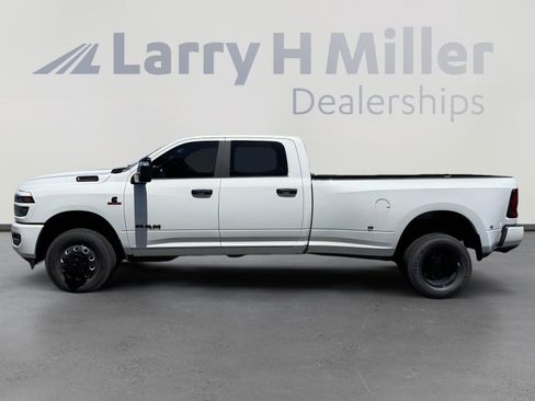 New 2026 RAM 3500 Big Horn AWD/4WD image 2