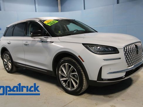 Used 2025 Lincoln Corsair AWD w/ Equipment Group 101A image 1