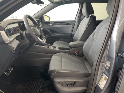 New 2026 Volkswagen Tiguan SE R-Line AWD/4WD image 13