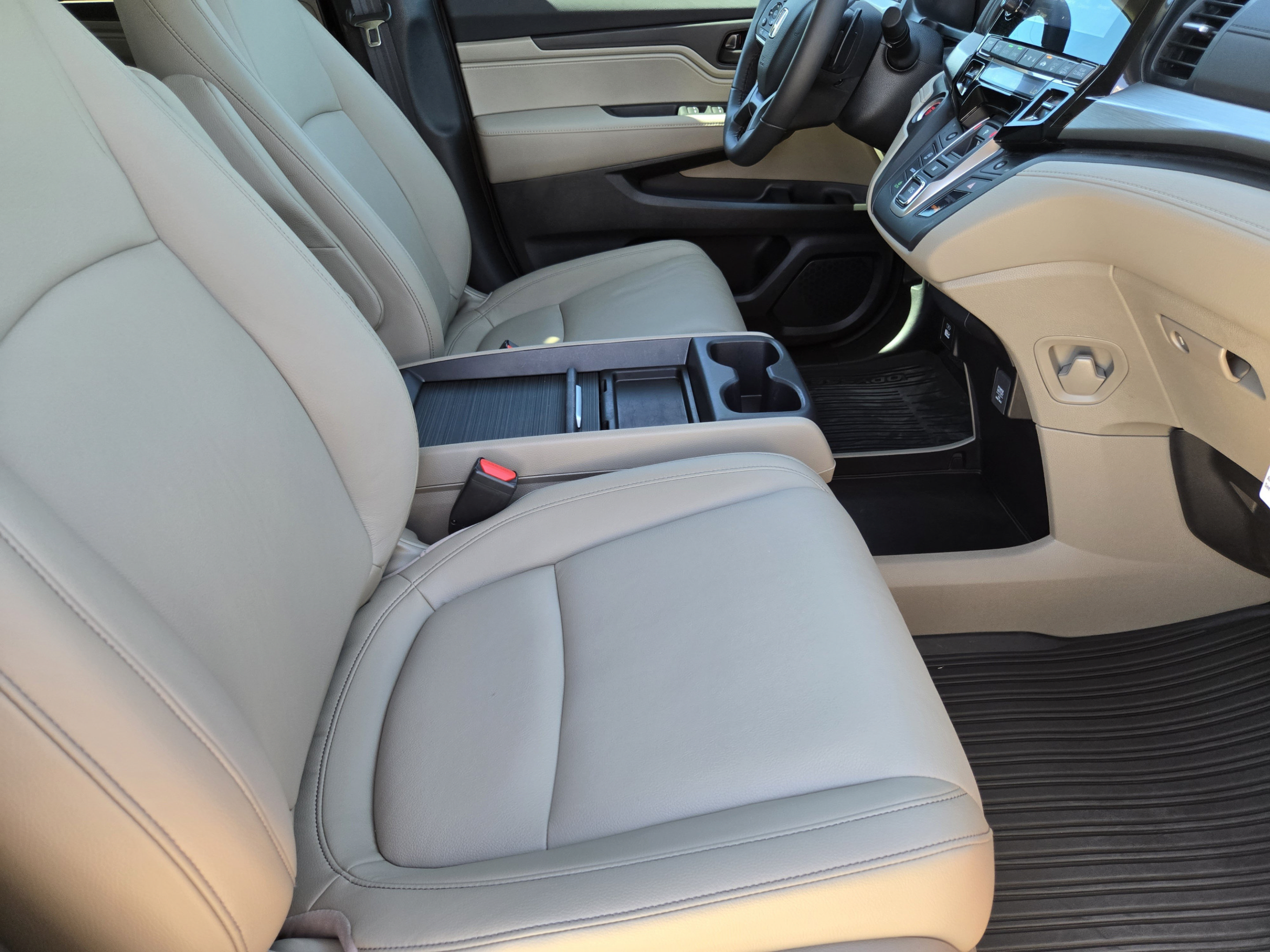 Used 2024 Honda Odyssey EX-L image 10