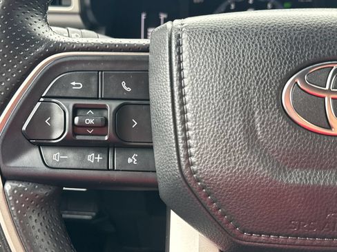 Used 2026 Toyota 4Runner SR5 AWD/4WD image 20