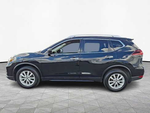 Used 2018 Nissan Rogue SV w/ Sun & Sound Touring Package AWD/4WD image 4