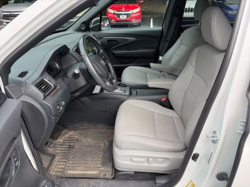Used 2023 Honda Passport EX-L image 15