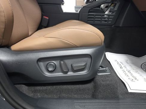 New 2026 Toyota 4Runner Limited AWD/4WD image 20