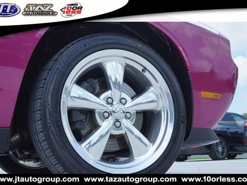 Used 2010 Dodge Challenger R/T RWD image 9
