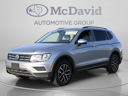 Used 2021 Volkswagen Tiguan SE w/ Panoramic Sunroof Package