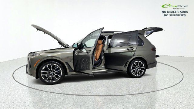 Used 2026 BMW X7 xDrive40i AWD/4WD image 14