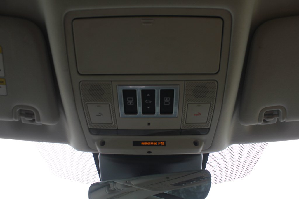 Used 2017 Land Rover Discovery HSE AWD/4WD image 26